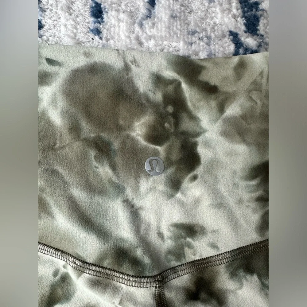 Lululemon Align Short 8" *Diamond Dye - Picture 6 of 6